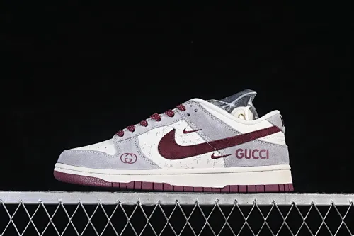 All categories Nk SB Dunk Series Nk SB Dunk Low High-end customized low-top sneakers Nike SB Dunk Low Gucci co-branded gray and white with burgundy high-end customized low-top casual sneakers DN3168-012